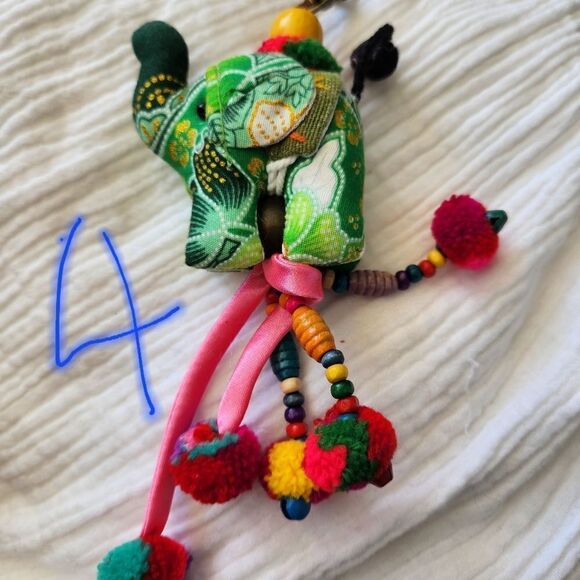 Thai hand made elephant keychains purse charms - Picture 5 of 11
